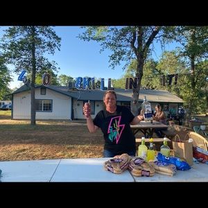 Meet your Posher, Lacy